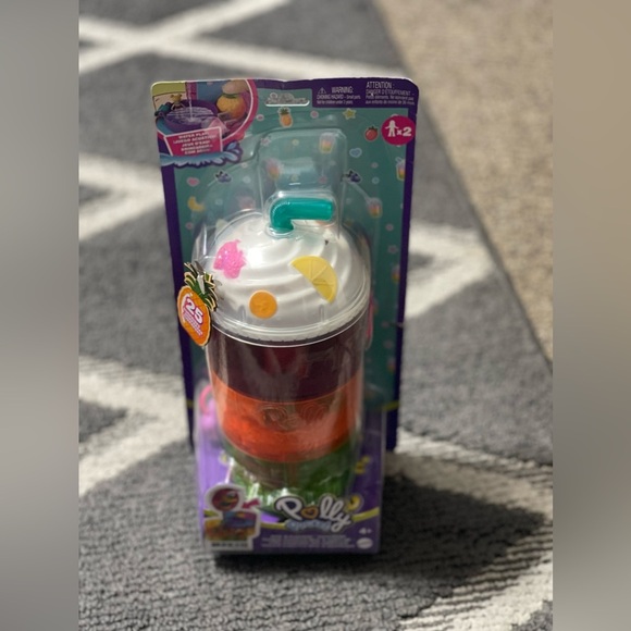 Polly Pocket Spin N Surprise Compact Playset - Picture 1 of 1